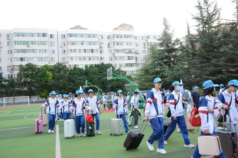 丹崖、雄关、石窟：河西走廊研学之旅精华游