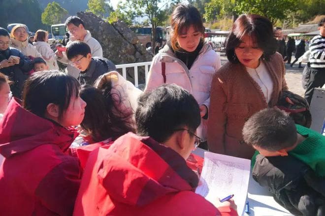 神仙居景区推出“旅行存折”：游客可免费重游并获文创礼品
