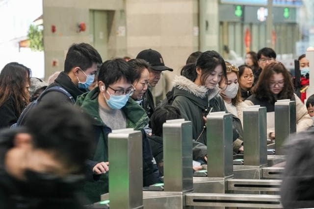 身体回到工位，心还留在假期？这份“打工人”返岗复工调整指南请查收！