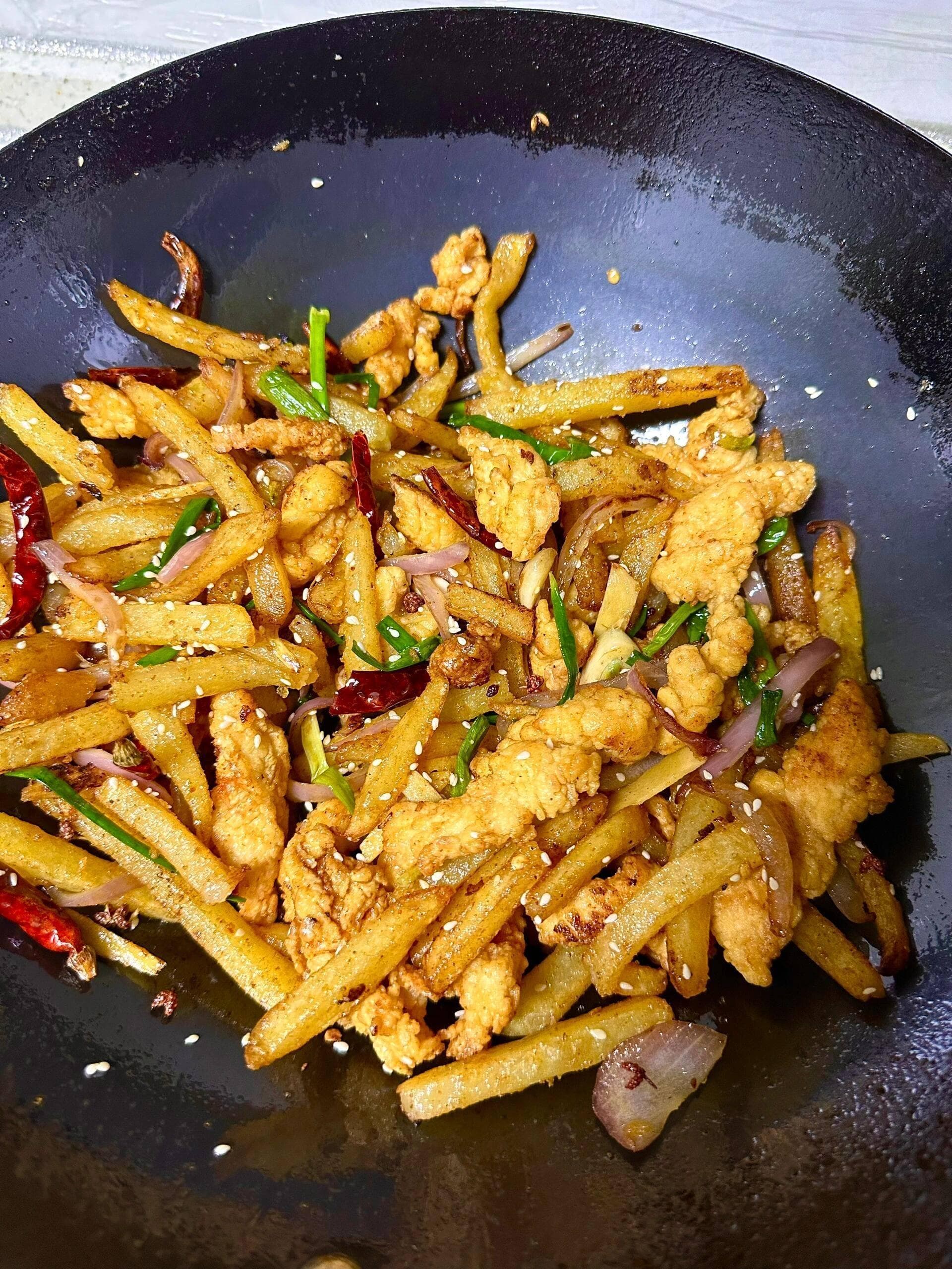 干炸里脊和锅包肉的区别是什么？