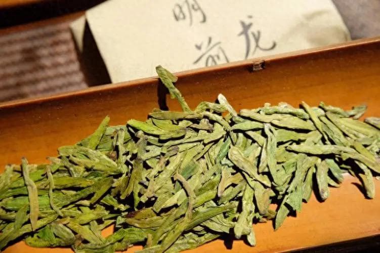 泡碧螺春的正确方法：不同品种冲泡方式及时间，为你带来独特的口感和香气