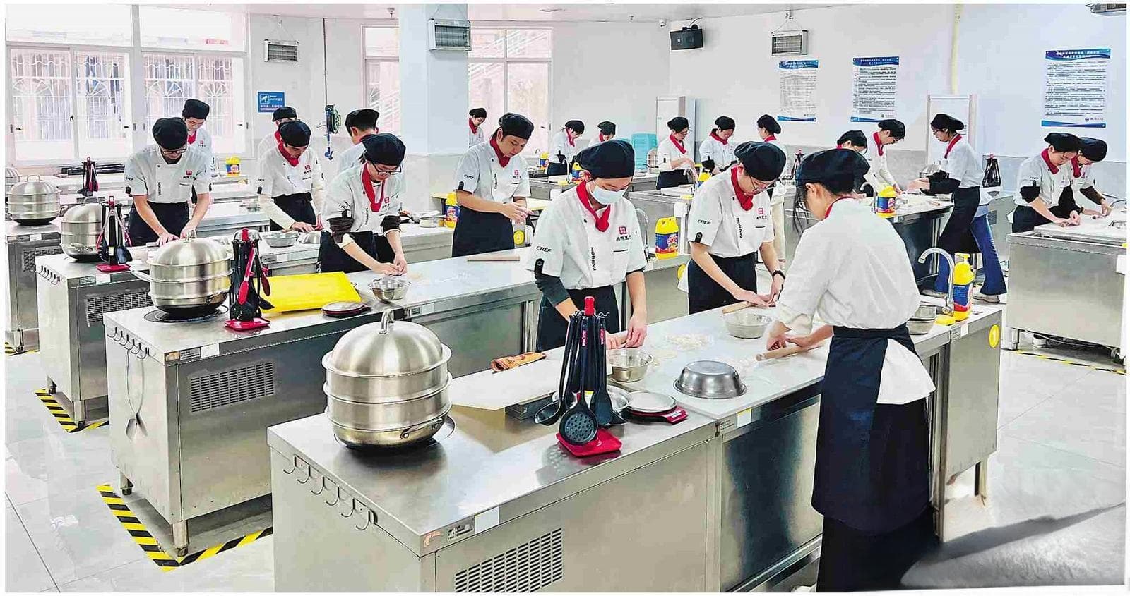 搭建中高本一体化人才培养“立交桥”