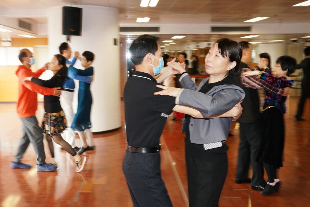 直击广州老年大学开学现场！这些课程“真香”了