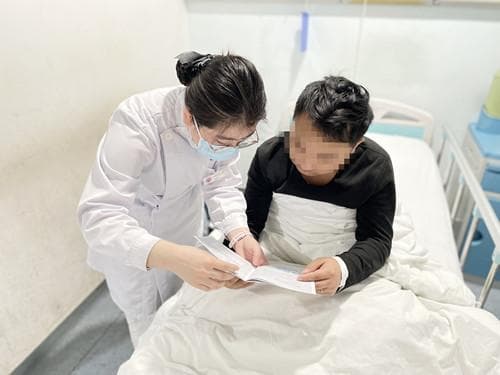 拉肚子确诊为克罗恩病，这种病被称为“绿色癌症”