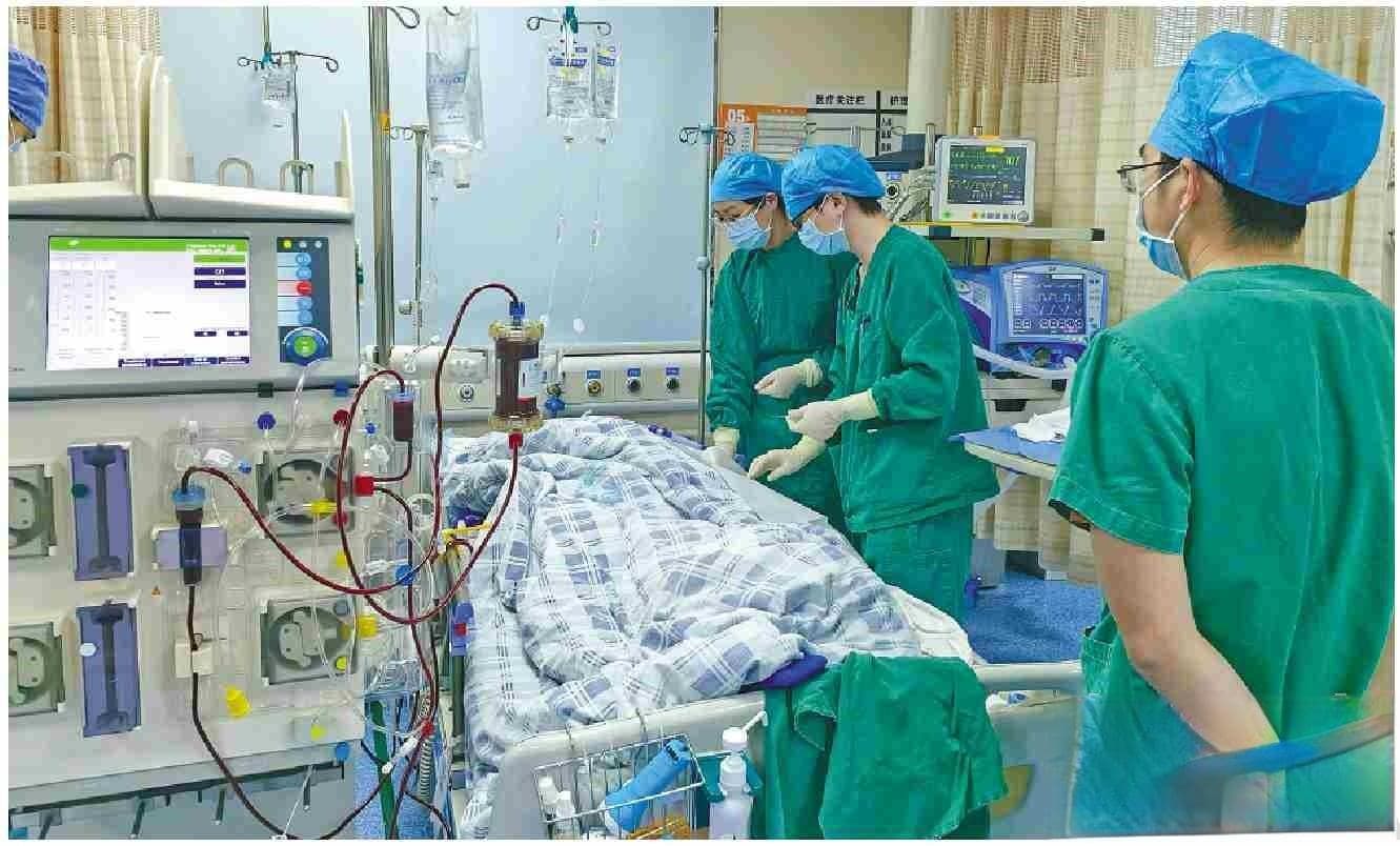 中西医结合 为患者生命“兜底”