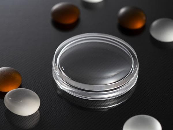 蓝宝石高强度玻璃物理特性在应用中的表现
