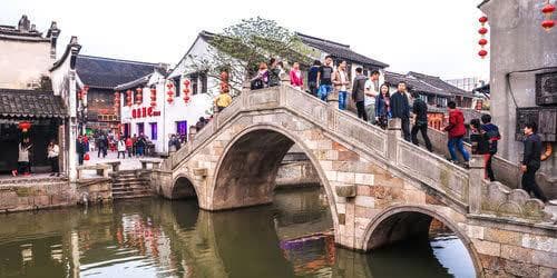 浙江嘉兴最有名的2座古镇：西塘、乌镇，你去过哪个？