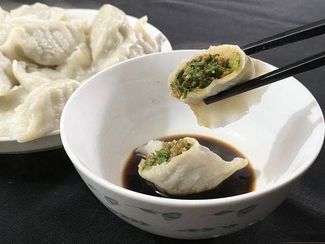萝卜馅饺子，有人加盐腌有人焯水？都不对，教你正确做法，太香了