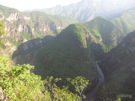 山里泉旅游攻略：探索自然奇观与宁静之旅