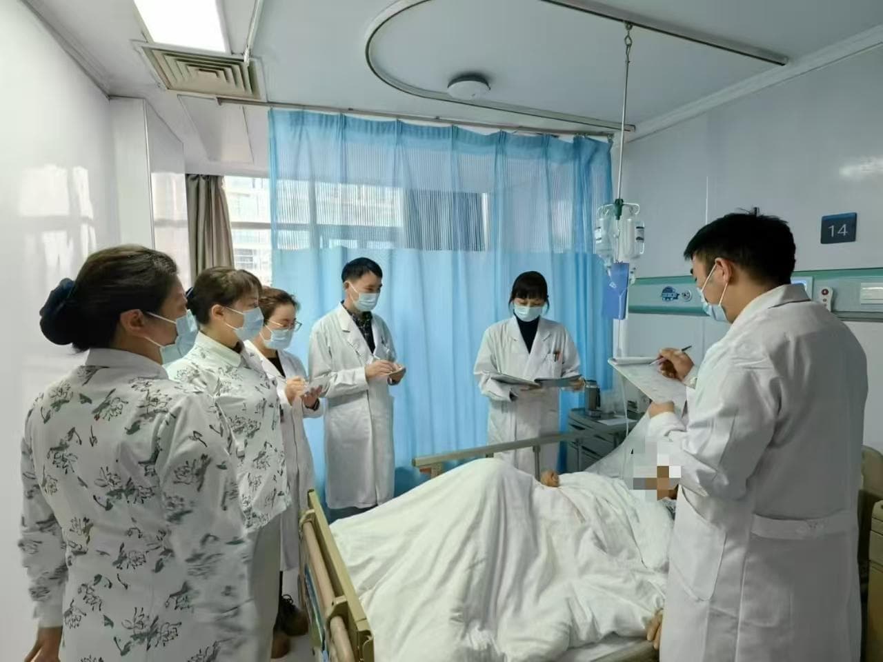 专家提醒：快速、节食减重不可取，科学方法看这里→