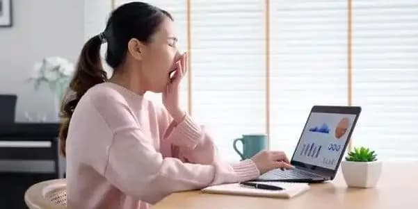 耳鸣科普：耳朵总是嗡嗡响，日常生活中如何调整？