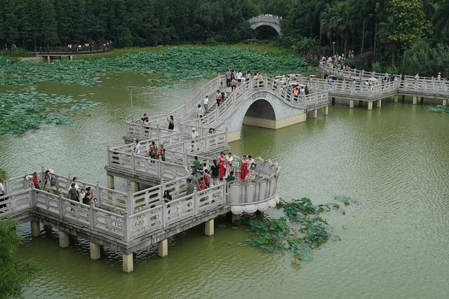 汕头南湖公园：划船、野餐、运动一应俱全的夏日乐园