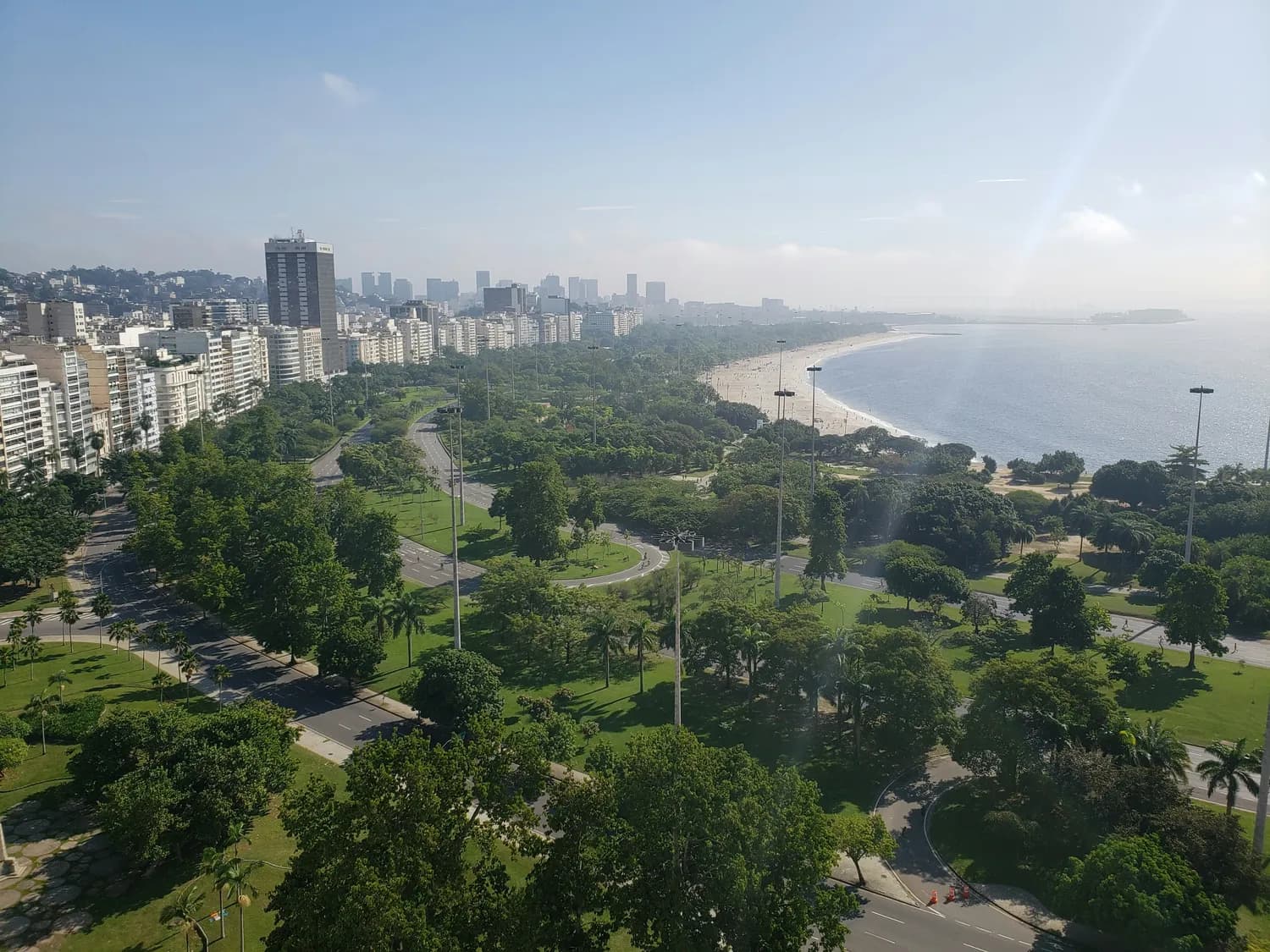 海口拾贝：日出与赶海的完美邂逅