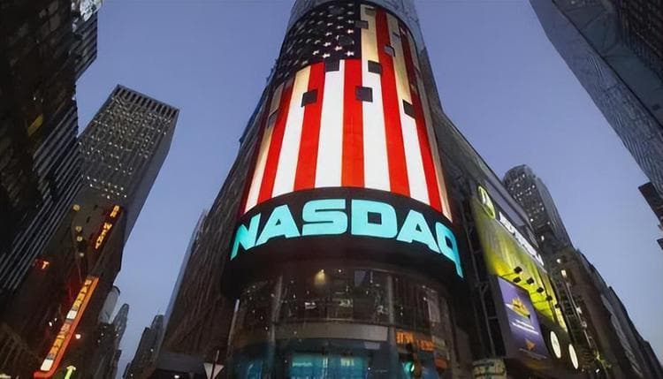 中美AI对比：美国资金占73%，人才占54%、芯片全球领先