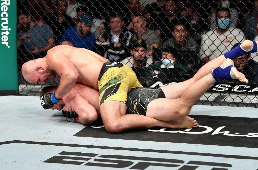 UFC267选手收入曝光：布拉乔维奇居首，两位中国选手排名公布