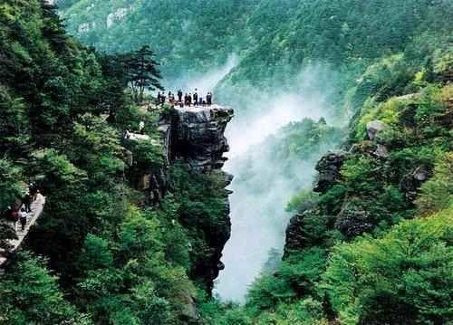 庐山最佳旅游时间是什么时候(庐山旅游季节去最好)