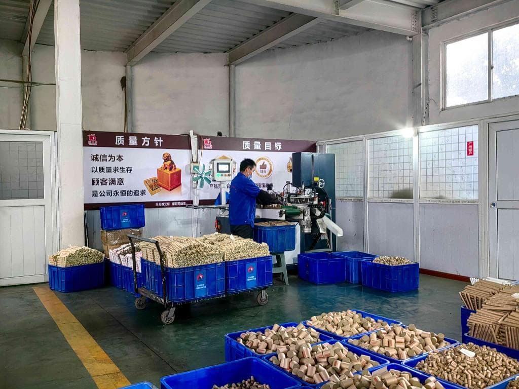 医圣故里艾草香 康养旅游绘新景