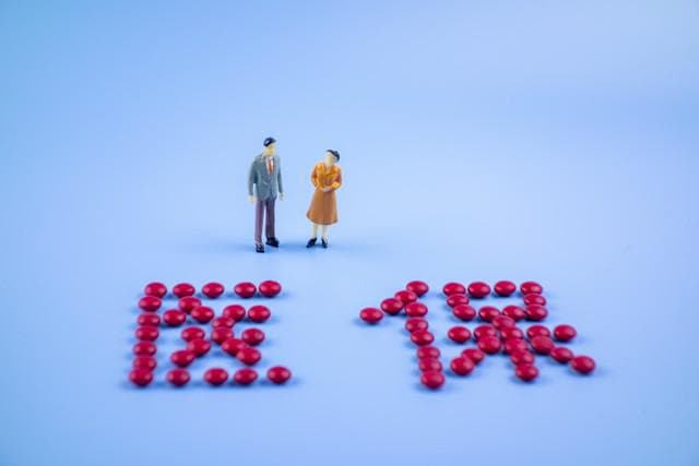 癌症放化疗每年10万，住院和门诊医保能报销；如何选择更省钱