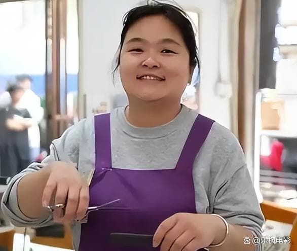 当热度消散，理发师晓华，被同行联合排挤：拉低了行业门槛
