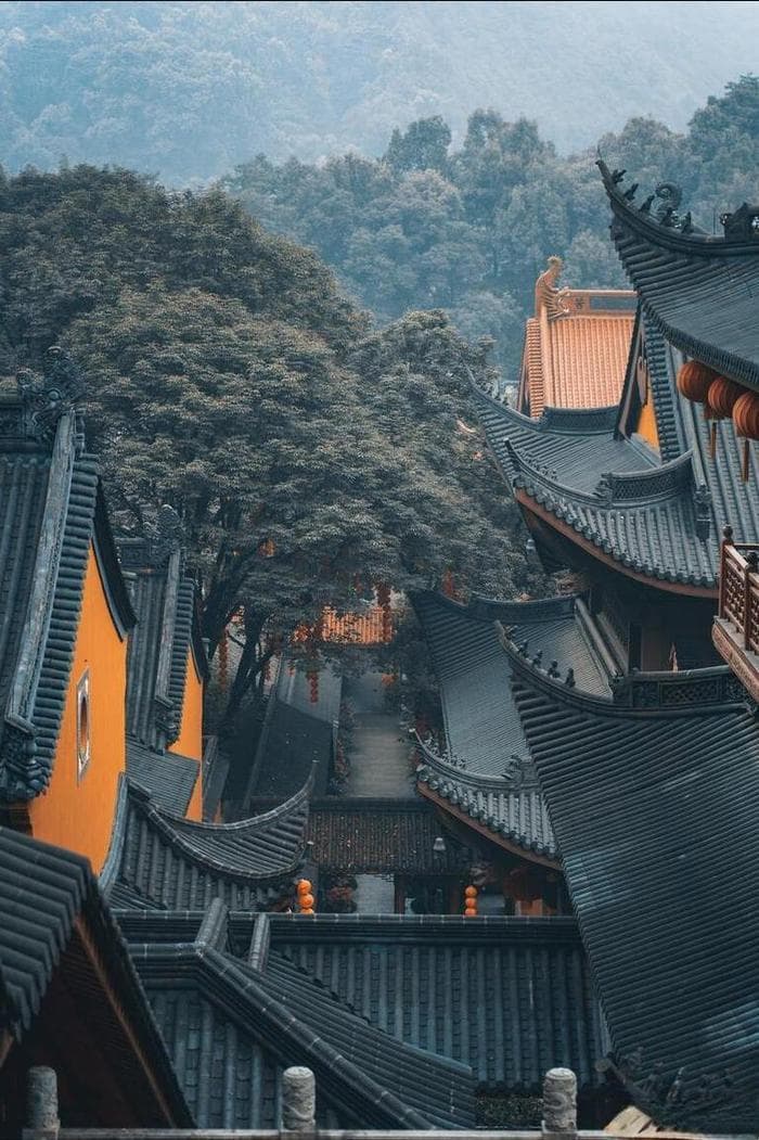 “无事不登三宝殿”是什么意思？三宝殿又指哪？