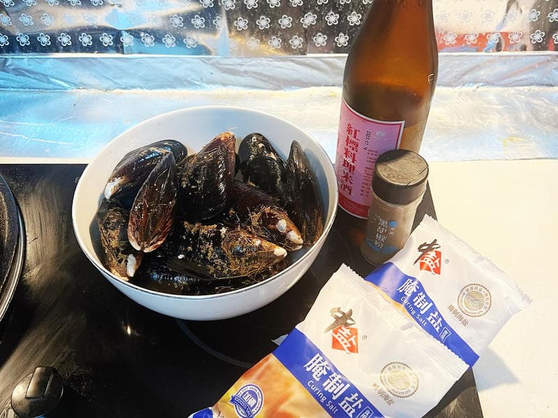 盐蒸淡菜（青口贝）：简单美味的下酒菜