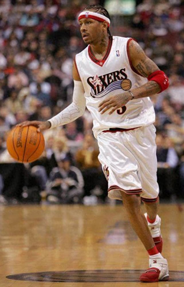德雷克斯勒NBA历史排名引争议：从数据到荣誉全面解析“滑翔机”的真实地位