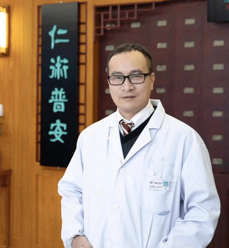 脂肪肝患者：别盲目喝减脂茶！名中医教你这样做逆转脂肪肝