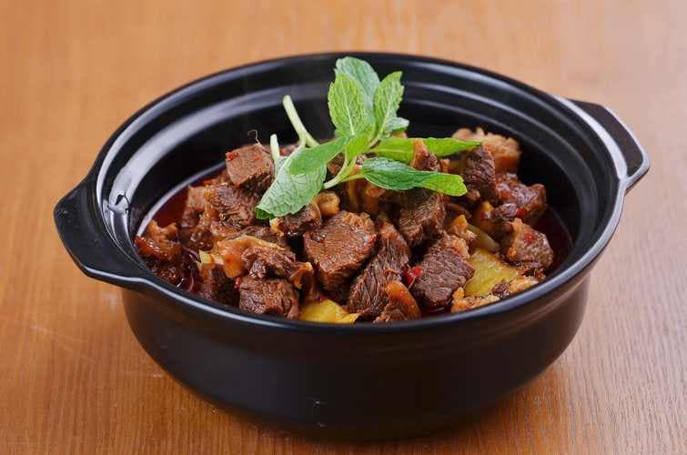 想吃红烧牛肉？自己在家也可以做！