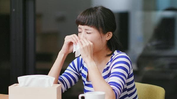 如何解决春季鼻腔干燥的问题
