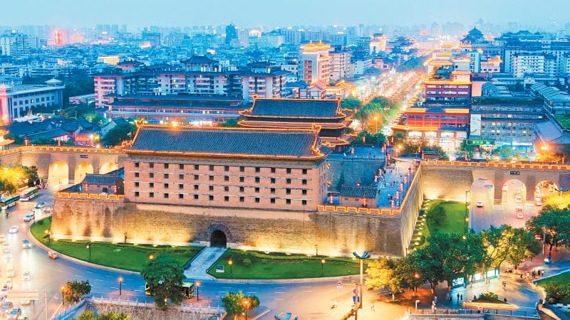 夏日夜游西安 发现古城新魅力
