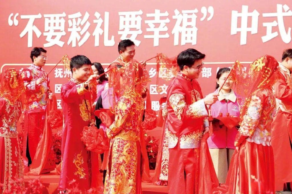 天价彩礼为何屡禁不止？根源在于城镇化与性别失衡