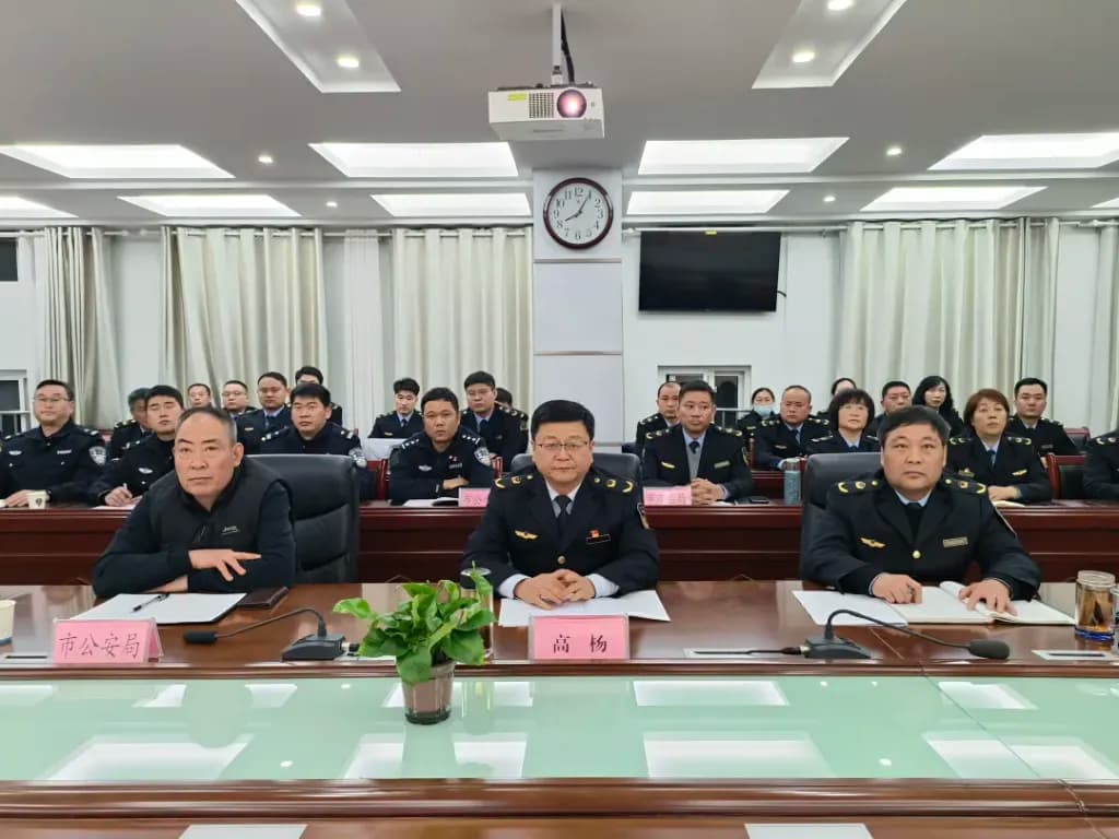 多地市场监管部门组织集中收看总台315晚会：执法人员随时待命