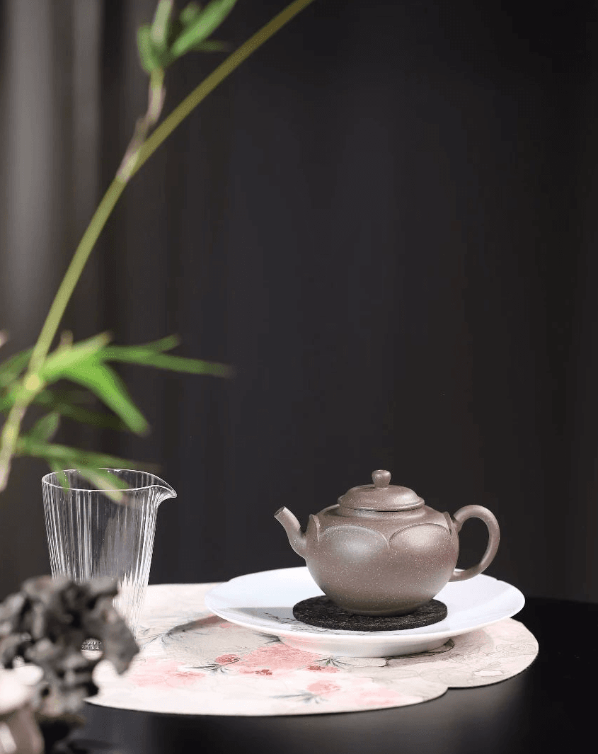 紫砂壶容量选择指南：从器形到实用的全方位解析
