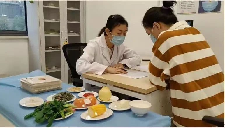 上海市儿童医院推出3—18岁儿童青少年整合式体重管理套餐