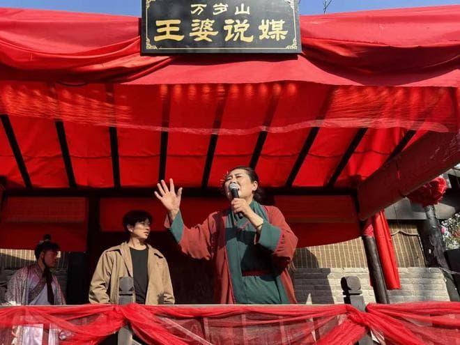 文旅市场“下沉”激活乡村！想不清楚这六大方面，火爆出圈轮不到