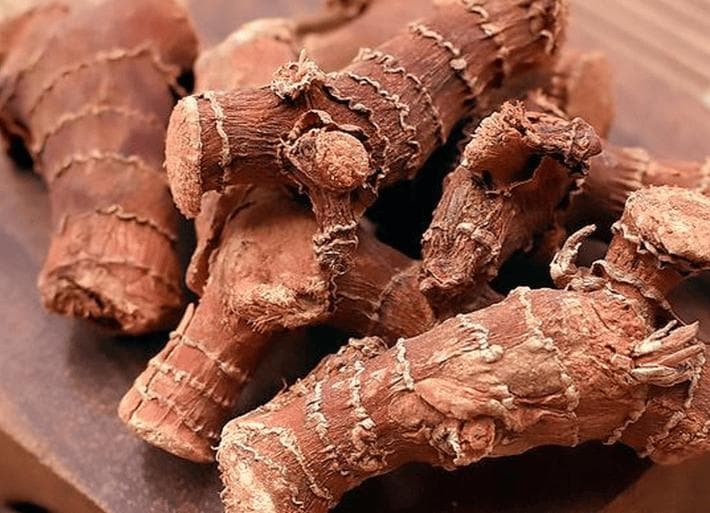 过年炖牛肉，就放这4种香料，牛肉出锅软嫩鲜香，不干不柴