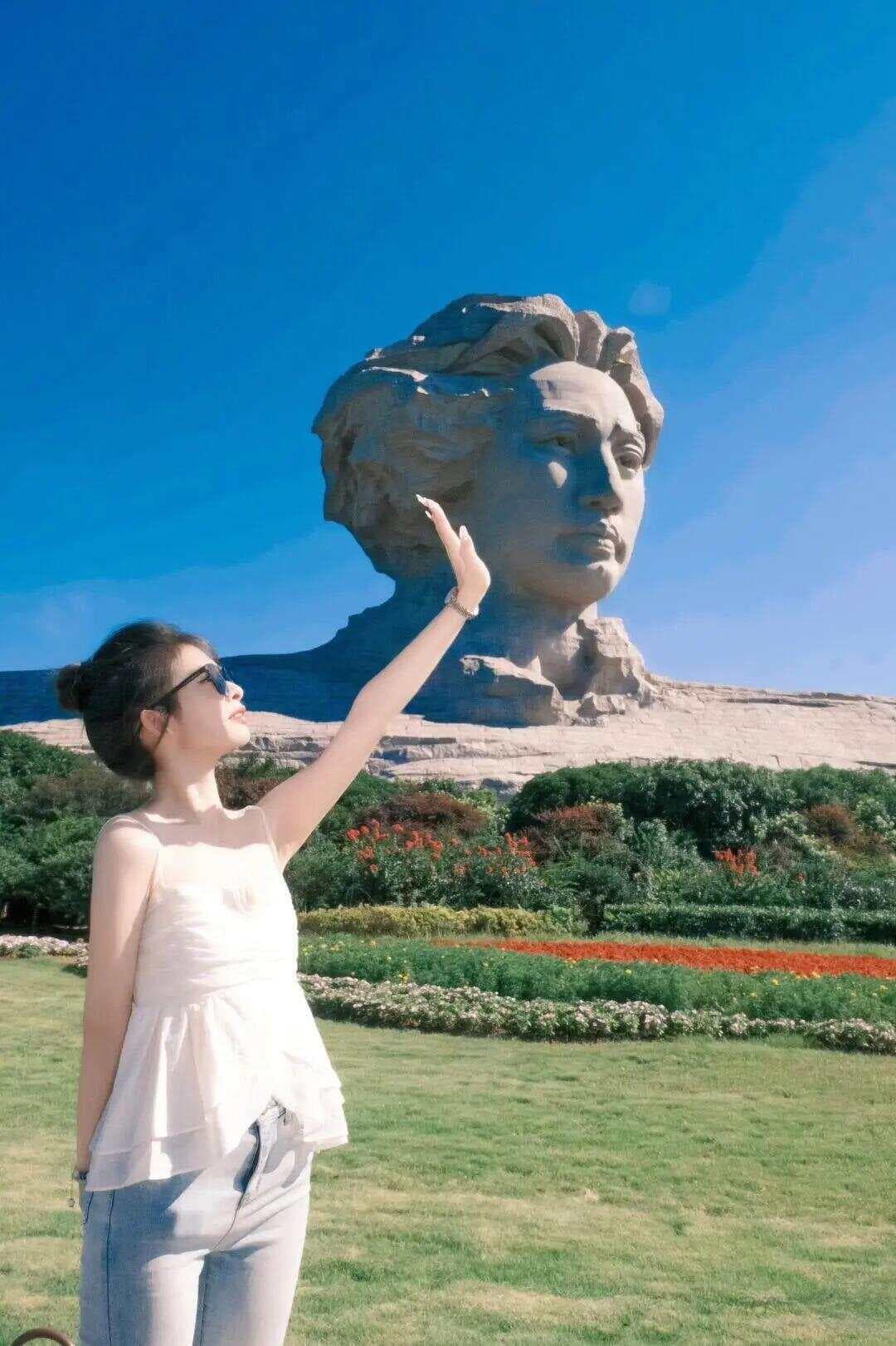 9个拍照姿势教你拍出橘子洲头最美瞬间