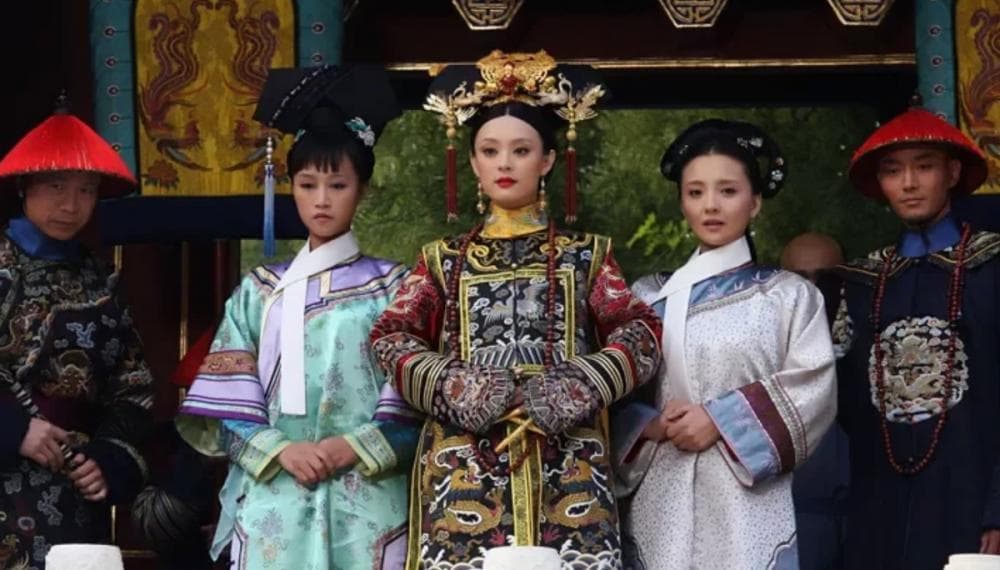 解密《甄嬛传》：清代宫廷文化的影视化呈现与传播