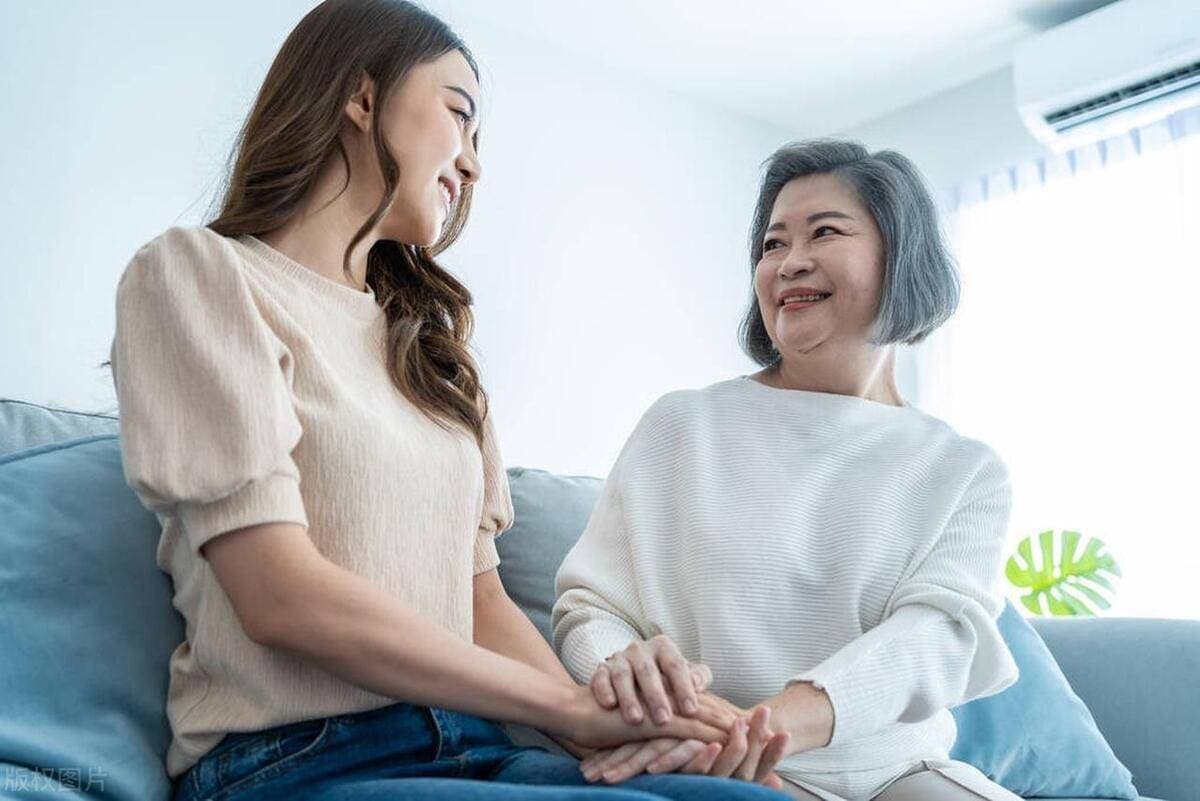 你手机上婆婆的手机号是怎么备注的？ 我敢说大部分儿媳妇 给婆婆备注的不是妈