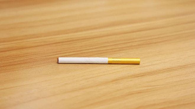 长期吸烟却又坚持喝茶的人，后来都怎么样了？医生终于给出了答案