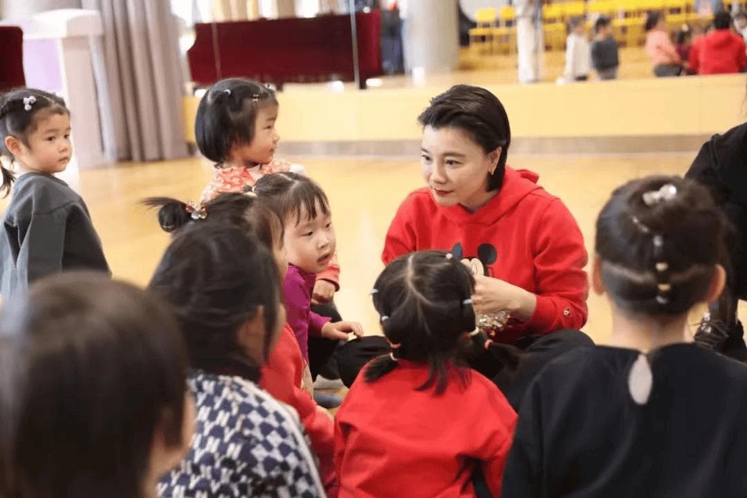 体操名将莫慧兰：从“莫氏空翻”到体育教育创业，多次转型彰显坚韧精神