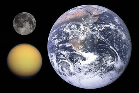 为什么水星也很小却可以称为大行星，冥王星却不行？