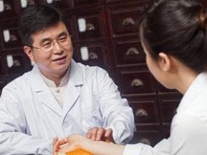 百乐眠胶囊：孕妇禁用，忌与寒凉食物同服
