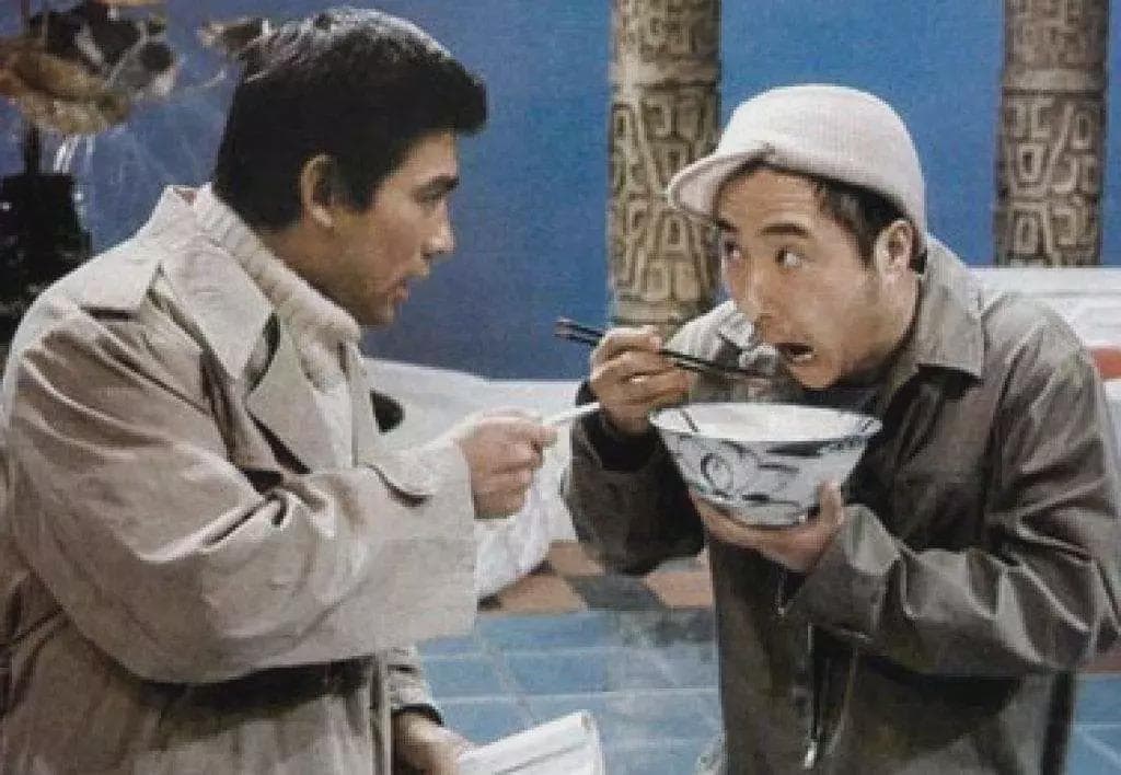 一碗面条引发的革命：从《吃面条》看春晚40年变迁