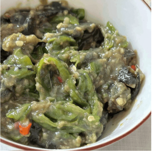 江西经典家常——擂椒茄子皮蛋，香辣下饭