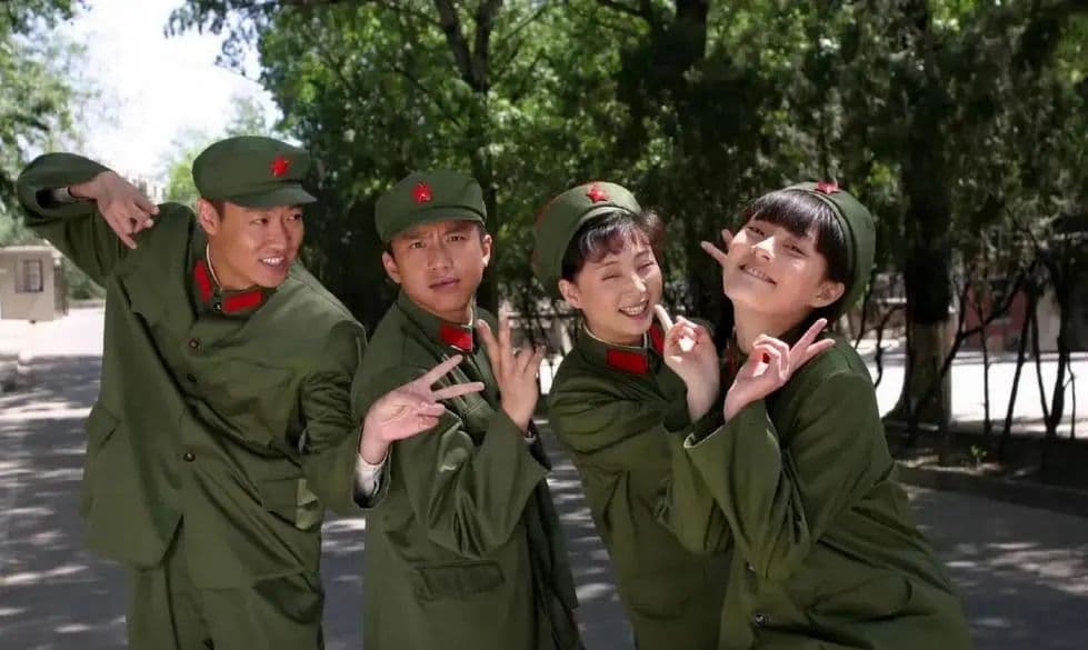 重温经典：《幸福像花儿一样》谱写青春与爱的浪漫情诗
