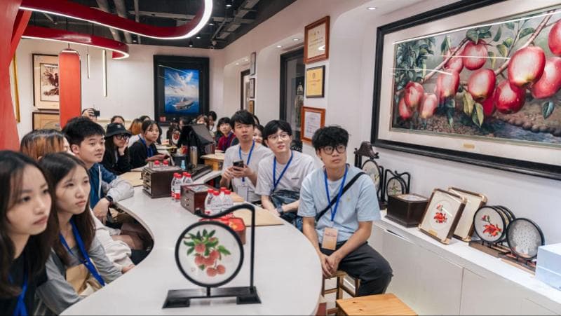 当“非遗”遇见沉浸式剧情会怎样？粤港澳青年研学解锁新玩法