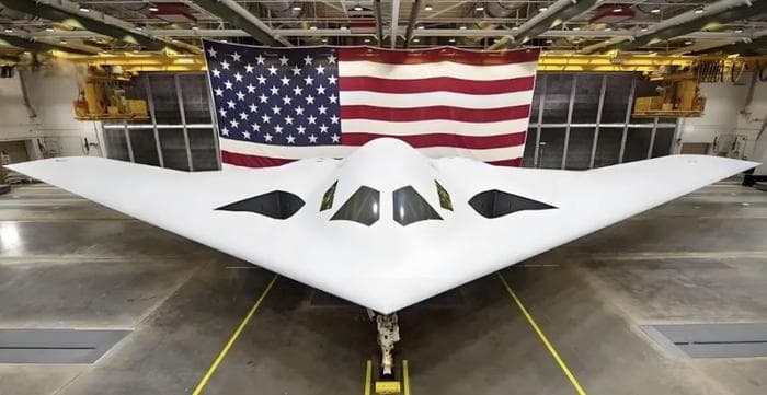 B-21不只能轰炸，还能执行空战任务，中国隐形战略轰炸面临新革命