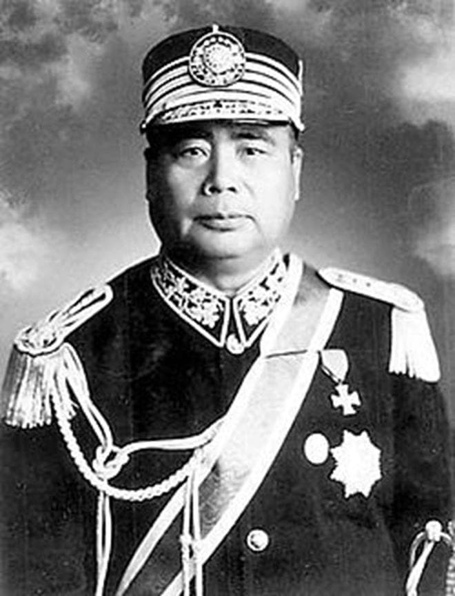 石友三：7次投身不同阵营，曾投靠日本当汉奸，最后被老兄弟活埋