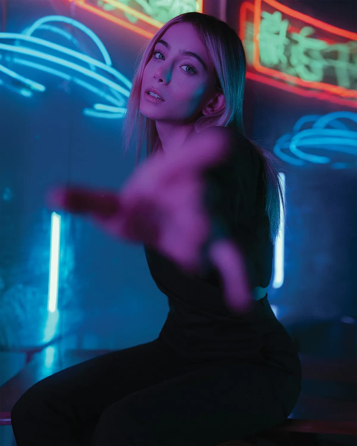 迪丽热巴抖音周年直播：2000万观众见证，热巴与粉丝共造万象